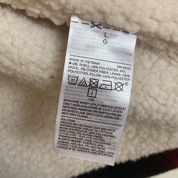 Old navy jacket new with tags - Picture 7 of 9